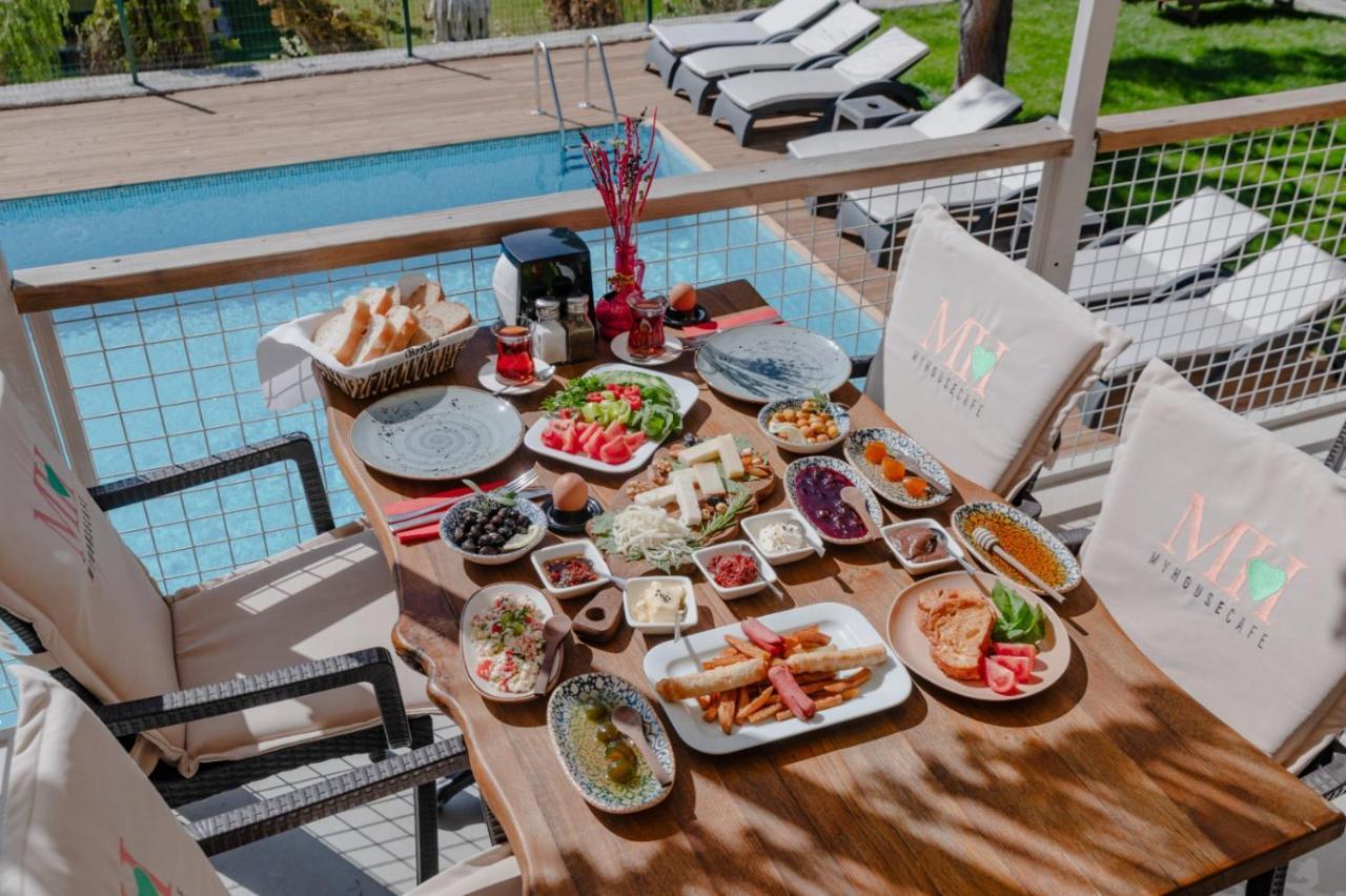 My House Urla Hotell Izmir Exteriör bild